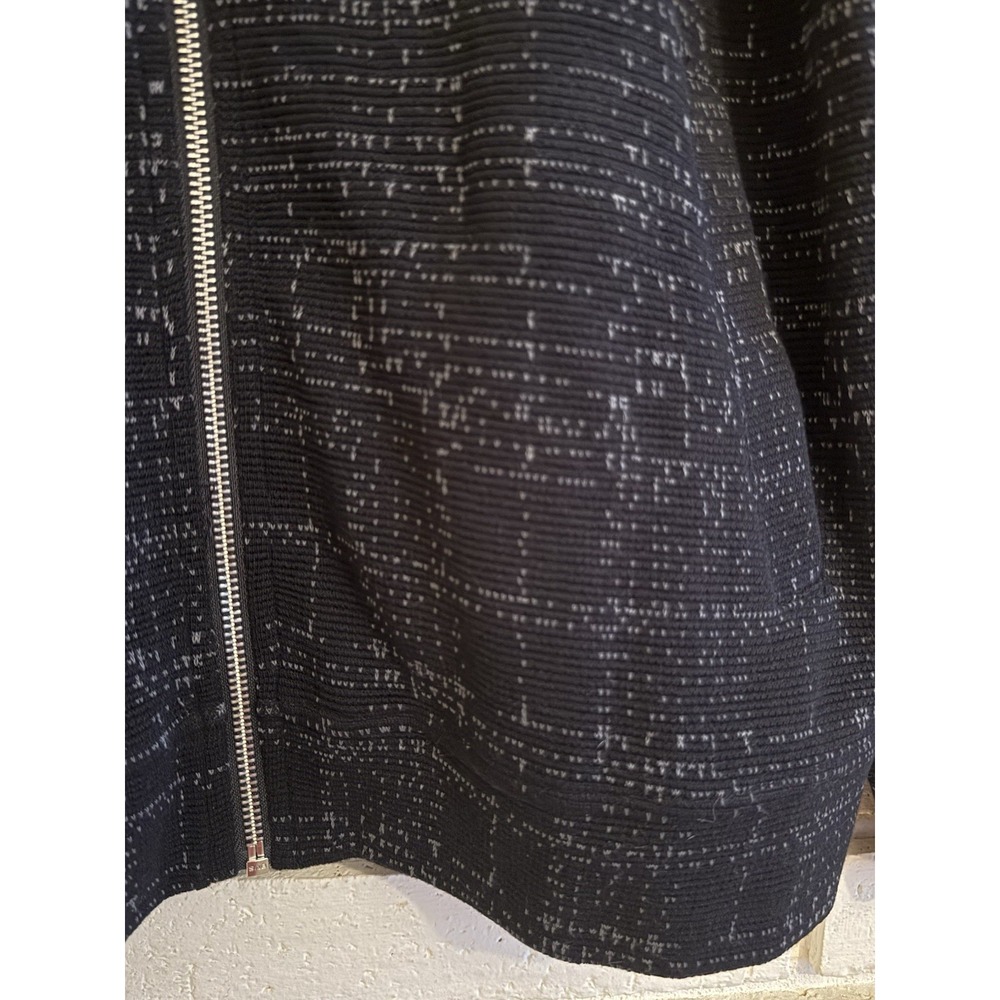 Denim & Co. Active Plaid Jacquard Zip Front Bomber Jacket Black Size Medium - Picture 2 of 6